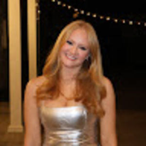 Meet your Posher, Olivia